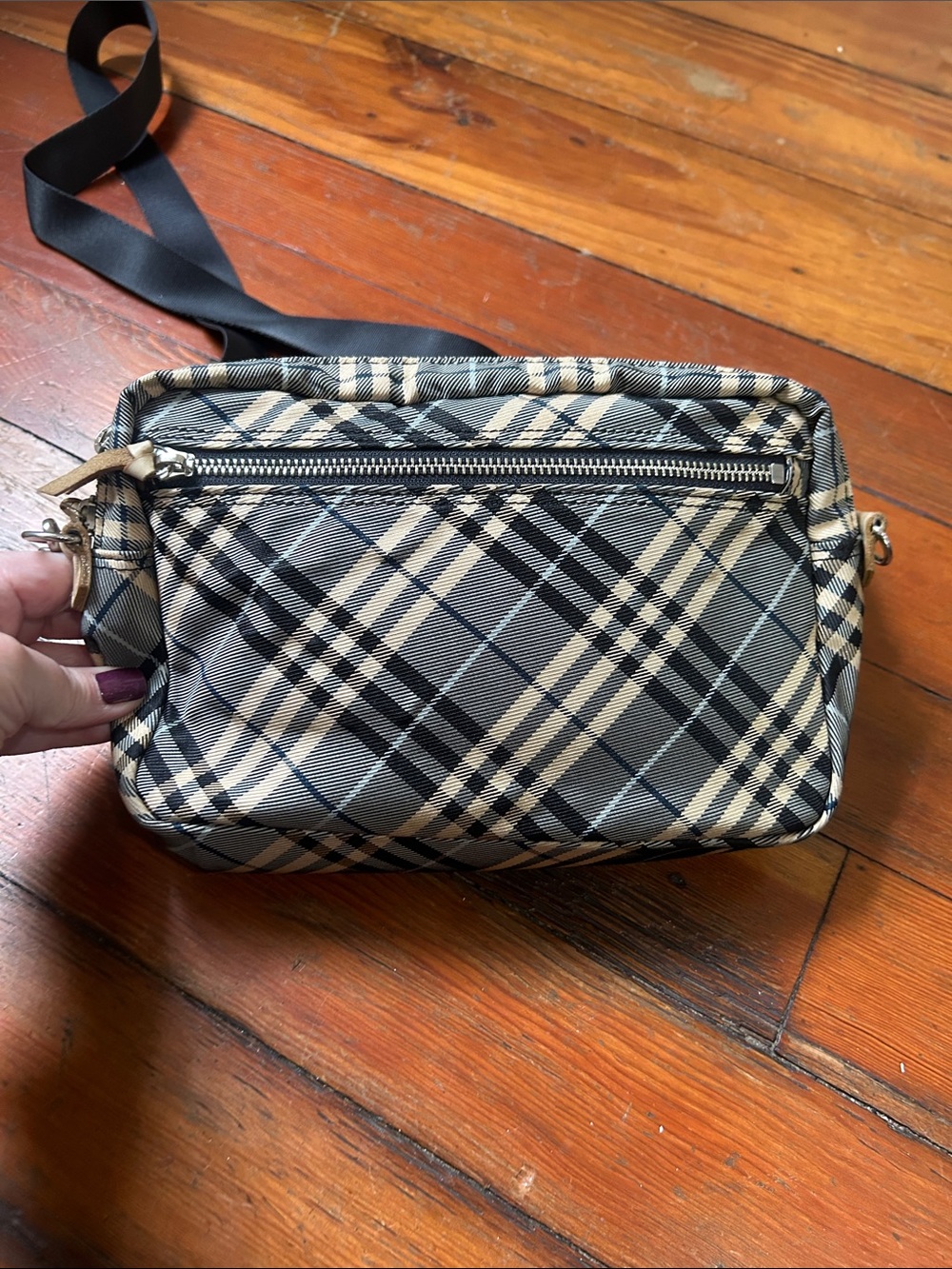 Burberry Blue Label Check Nova Crossing crossbody - Picture 7 of 17